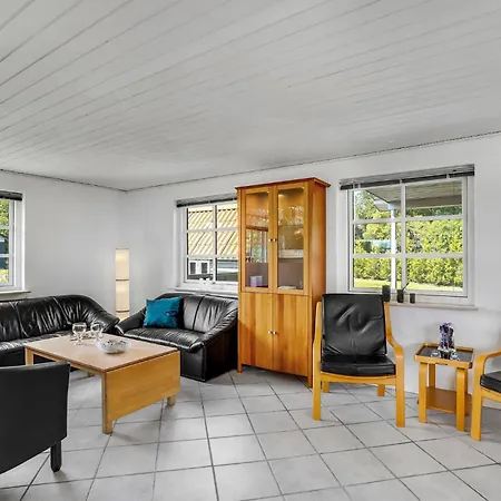 Prázdninový dům Pet Friendly In With Sauna *