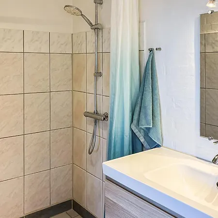 Feriehus Dyrevenlig Bolig I Med Sauna