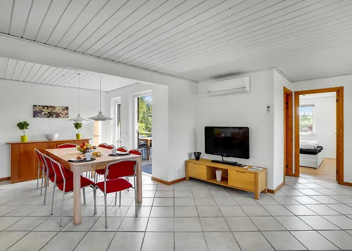Pet Friendly In With Sauna Feriehus *