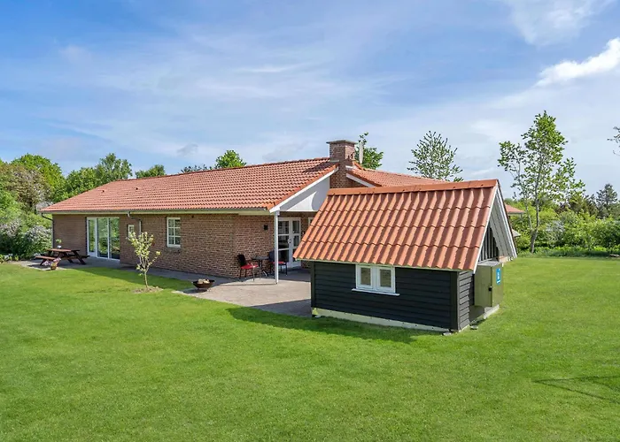 Pet Friendly In With Sauna Feriehus *